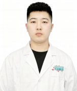<b>李卓</b>